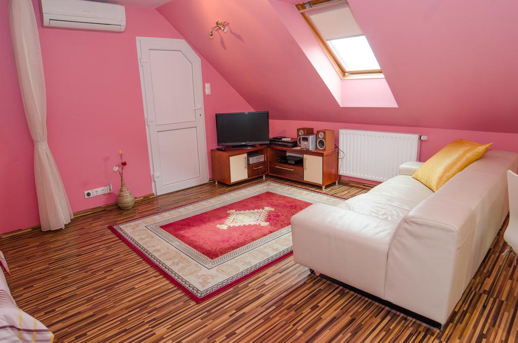Kámán Vendégház Alsópáhok Chambre photo